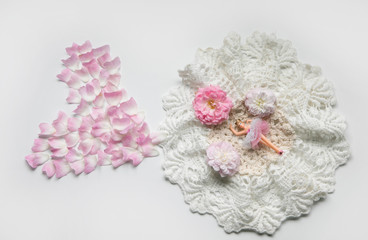 薔薇のハートとレースと人形