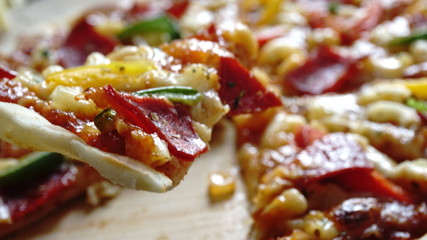 pizza with ham and cheese