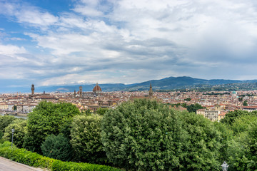 Fototapeta na wymiar Panaromic view of Florence with Palazzo Vecchio, Basilica Croce and Duomo viewed from Piazzale Michelangelo (Michelangelo Square)