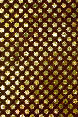 Rejilla de madera en un convento de monjes