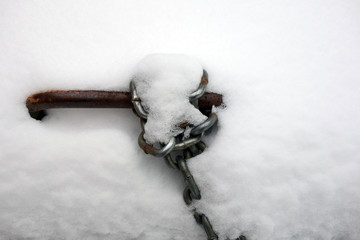 Snowy container for garbage