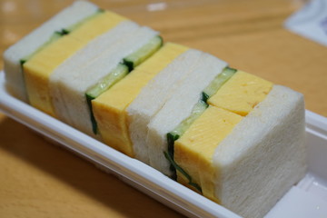 厚焼き玉子のサンドイッチ