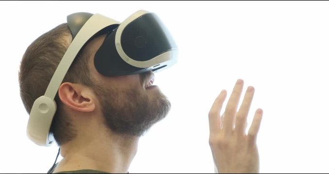 Man using virtual reality headset indoors 4k, close-up