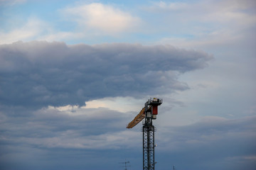 Himmel mit Kran 