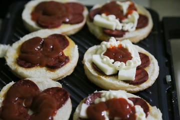 toast bread and toast varieties 