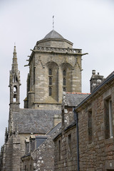 Kirche in Locronan, Bretagne