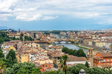 Fototapeta na wymiar Panaromic view of Florence townscape cityscape viewed from Piazzale Michelangelo (Michelangelo Square) with ponte Vecchio