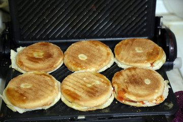 toast bread and toast varieties 
