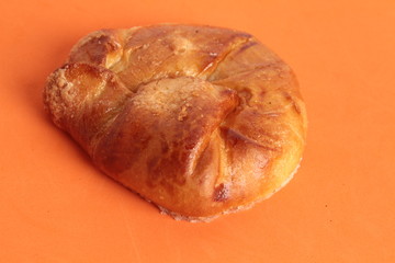 delicious baked honey bun