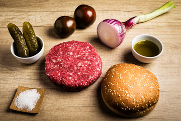 the main ingredients to make a tasty barbecue hamburger