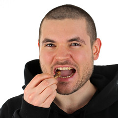 Eine Heuschrecke essen