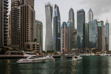 Obraz na płótnie Canvas Dubai, UAE: Dubai Marina modern skyscrapers architecture.