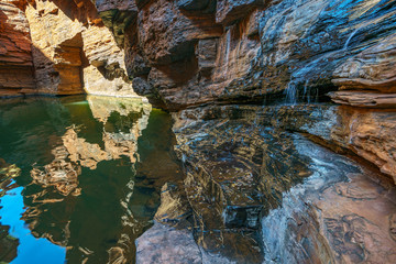 hiking to handrail pool in the weano gorge in karijini national park, western australia 24