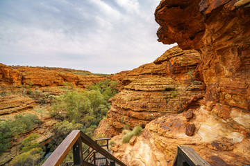 hiking the bridge in kings canyon, watarrka national park, northern territory, australia 4
