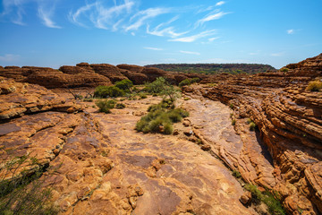 hiking in kings canyon in the sun, watarrka national park, northern territory, australia 34