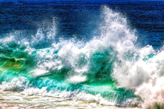 Powerfull Wave Breaking on Beach