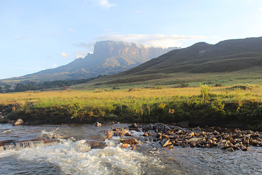 r&iacute;o tek canaima roraima