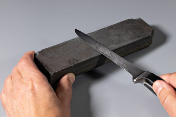Afilando un cuchillo