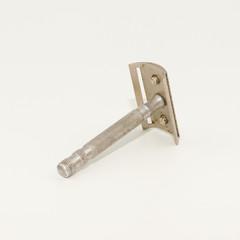  Vintage razor blade isolated on white background