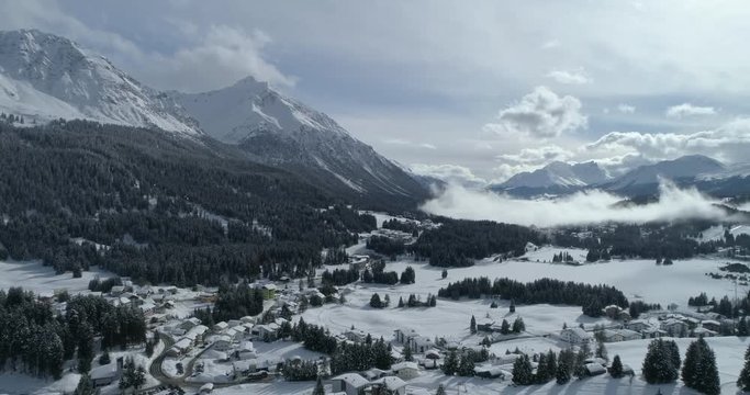 A nice drone flight in the mountains of Lenzerheide Engadin part 4.