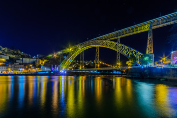 Fototapeta na wymiar Dom Luis I Bridge, and the Ribeira, in Porto