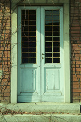 VECCHIA PORTA DI LEGNO, 