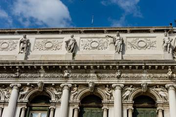 Italy, Venice, Piazza San Marco, LOW ANGLE VIEW OF HISTORICAL BUILDING AGAINST SKY