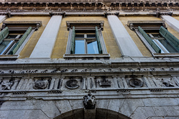 Fototapeta premium Italy, Venice, a large stone building with a clock