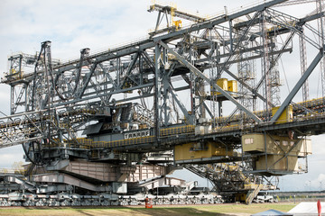 Abraumf&ouml;rderbr&uuml;cke F60 im Braunkohletagebau
