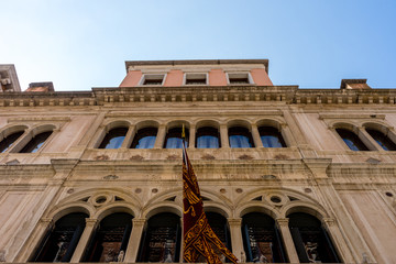 Obraz premium Italy, Venice, a large stone building