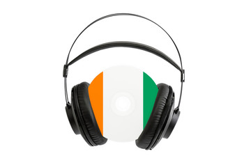 Photo of a headset with a CD with an Ivory Coast flag