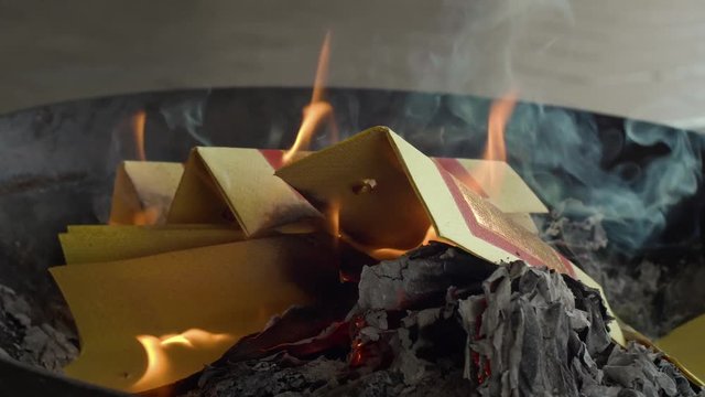 Burning Joss Paper, Prayer, Pray to god. Chinese religion