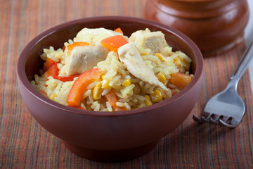 Fried rice with chicken and vegetables
