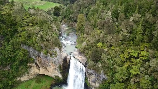 shooting @Hunua Falls in Auckland New Zealand using DJI Mavic Pro