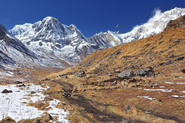 Fototapeta na wymiar Nepal, Annapurna Conservation Area, Trek to Annapurna Base Camp in Nepal Himalaya.