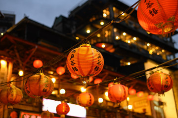 台湾・台北・提灯・雨・光・九份・観光