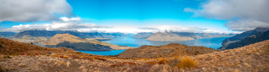 Fototapeta na wymiar Aerial panorama view of Queenstown from Queenstown Hill