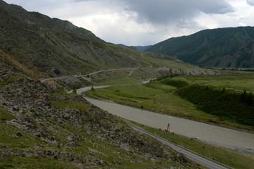 Fototapeta na wymiar The Chuya river in the area of the tract kalbak-Tash, Gorny Altai, Siberia, Russia