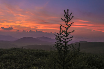 Fototapeta na wymiar sunset in high mountains