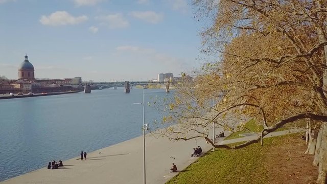 quaid bord de garonne toulouse