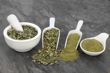 Moringa oliefera herb leaf and powder  Used to treat anaemia,  rheumatism, cancer, diarreah, diabetes, constipation, weight loss, benefits the skin & hair and has many other health benefits.