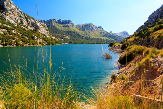 Stausee Embassament de Gorg Blau auf Mallorca in Spanien