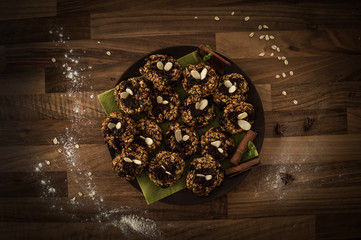 cynamon, mięta, ciastka owsiane © byMishka