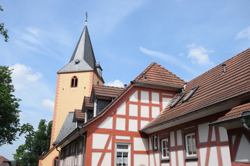 Fototapeta na wymiar St.-Martins-Kirche in Bad Orb