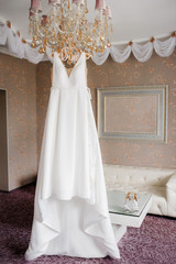 perfect wedding dress on the wedding day