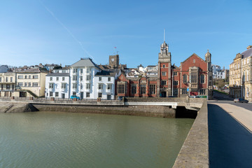 Obraz premium Bideford, North Devon, England UK. March 2019. Bideford town and the Bideford Long bridge built in 1850