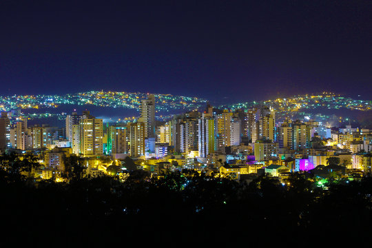 Panoramic night view of Divin&oacute;polis, Minas Gerais, Brazil