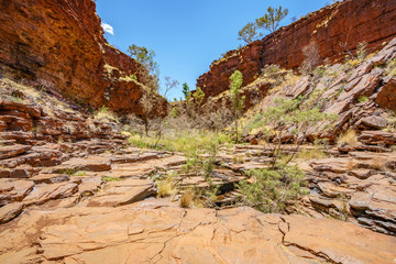 hiking down in weano gorge in karijini national park, western australia 66