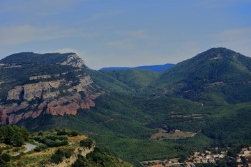 entre montañas