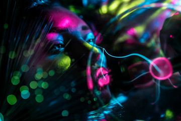 Obraz na płótnie Canvas RGB Licht Spektrum der Farben umhüllt von einer Frau millenials hipsters colorated in Berlin by #tigerraw